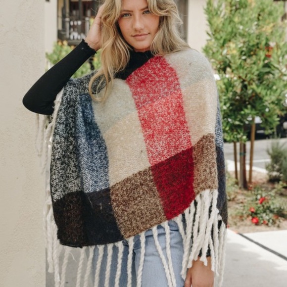 Gorgeous Colorblock Poncho Sweater O/S - Picture 3 of 5
